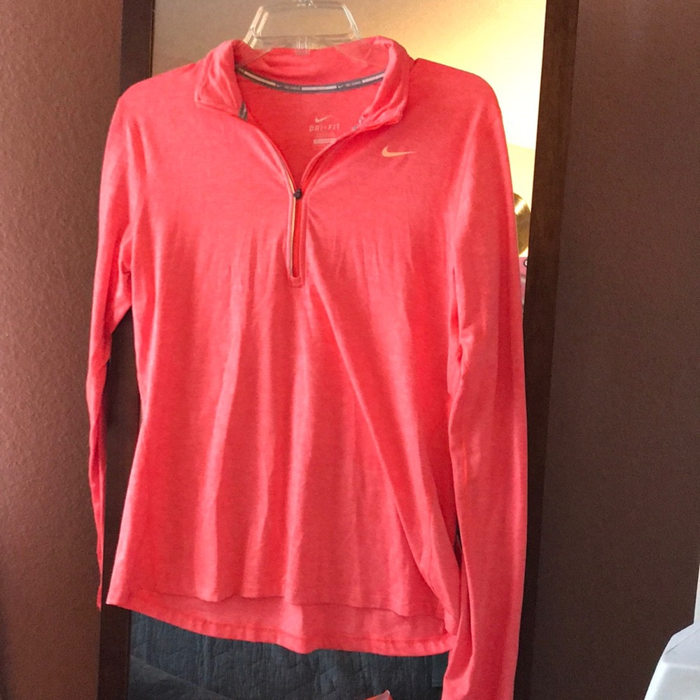 Nike women’s running dri-fit long sleeve